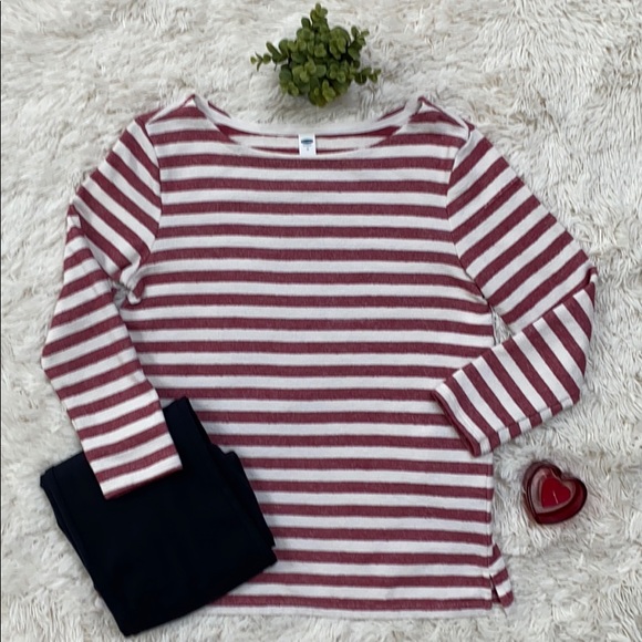 Old Navy Tops - Old Navy Terry Top 💗 Red & White